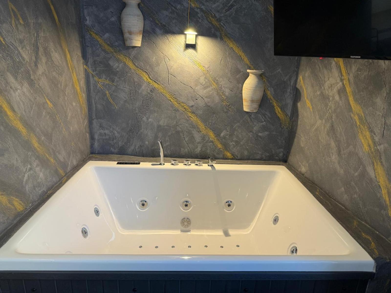 Antica Sicilia Rooms And Breakfast 卡塔尼亚 外观 照片